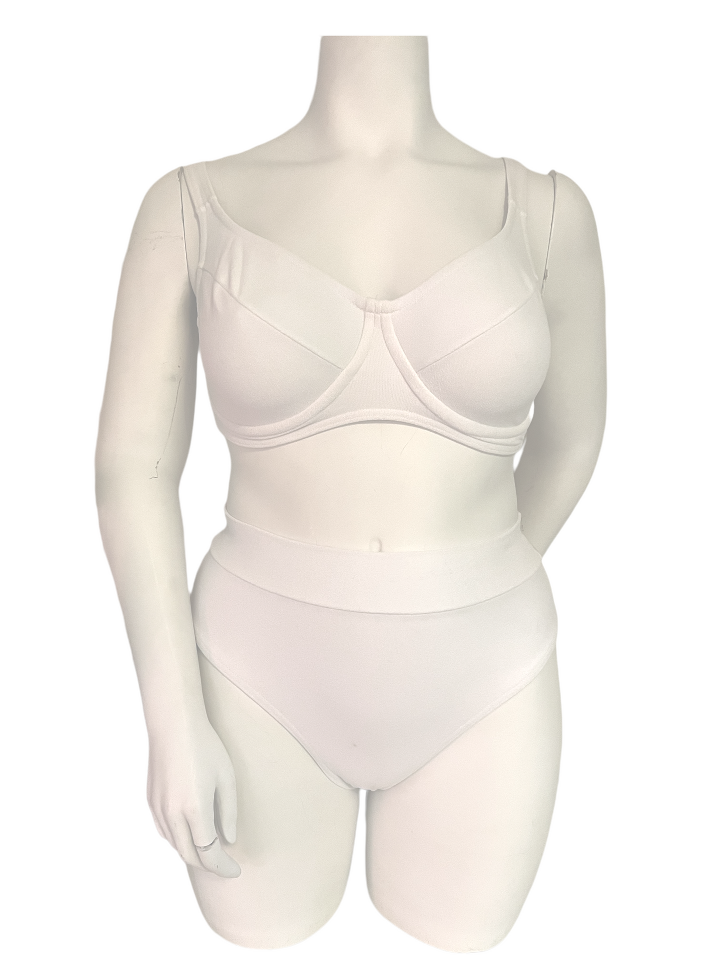 Hayes ultimate underwire top
